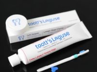 Custom Dental Branding Toothpaste, Floss & Kits