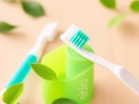 Eco-Friendly Oral Care Cut Plastic Waste and Costs